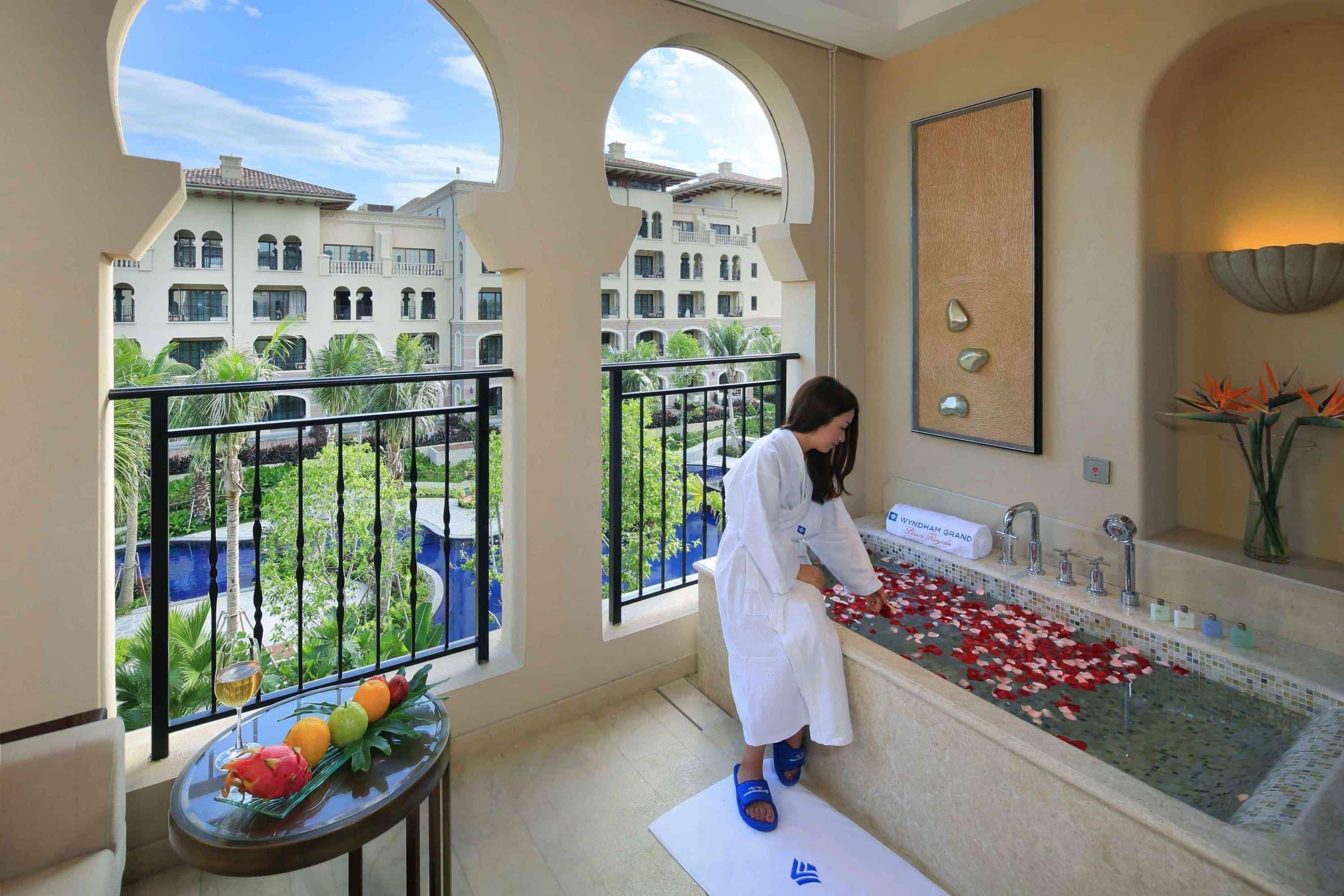 Wyndham Grand Plaza Royale Hainan Longmu Bay Ledong Εξωτερικό φωτογραφία